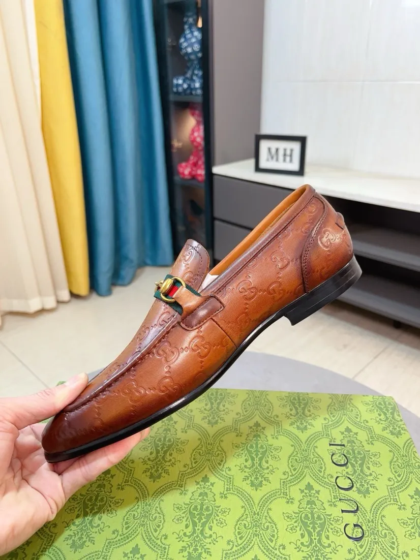 Men's shoes 💰500🌹🌹【GUCCI】The most popular classic Gucci leather shoes. Synchronized with the official website, the upper is made of Italian first-layer cowhide ➕cowhide lining, with unique brand and unique craftsmanship. Highlighting the hot style of the new year. Stop hesitating, stop wandering, get it now. Number: 38--44